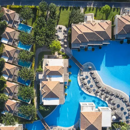 Holiday Village Rhodos by Atlantica Отели рядом с достопримечательностью «Пляж Колимбия»