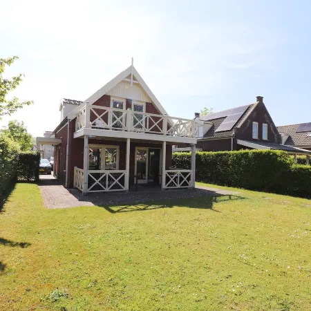 Bungalow in South Holland With Private Jetty Hoteles en Simonshaven