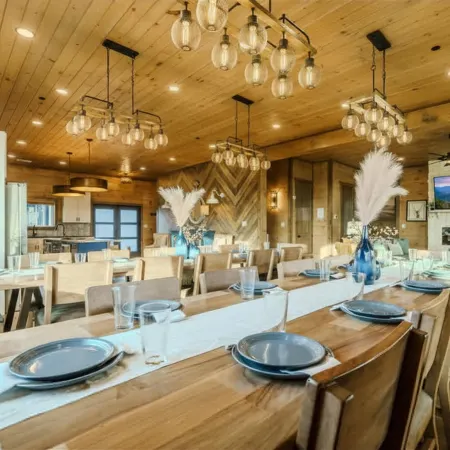 NEW 12br Lux Lodge Private Pool-mtn Views