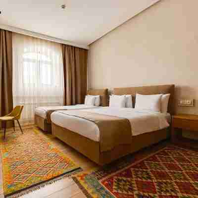 Moderno Hotel Rooms