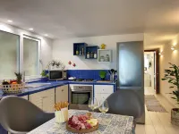 Marina Beach Apartments - balcony