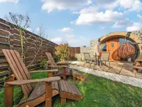 Cosy Escape Heated Luxury Pod with Hot Tub Hotel a Sheerness