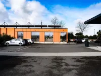 イビス スタイルズ カステルノーダリー - 駐車場