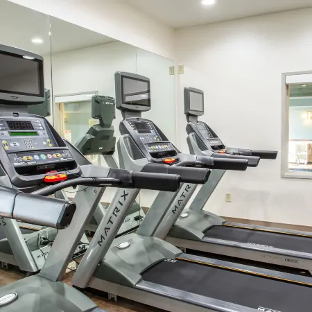 Holiday Inn Express & Suites OLATHE SOUTH by IHG