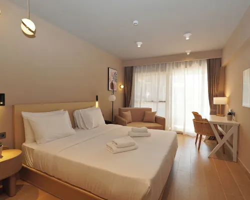 Ionian Crown Suites in Barbati Hotels in Mparmpati
