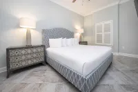 Phoenix Gulf Towers 1102 Condo - Badekar