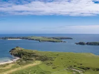 Caldey Island View - Sea Views and Log Burner Ξενοδοχεία στην πόλη Penally