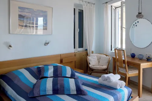 Alkistis Cozy by the Beach Apt. in Ikaria Island, Therma 1st Floor