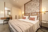 Casa 77 Zante by Karras Hotels - Homestays