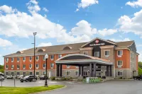 Best Western Plus 1000 Islands Hotel & Suites - Pet friendly