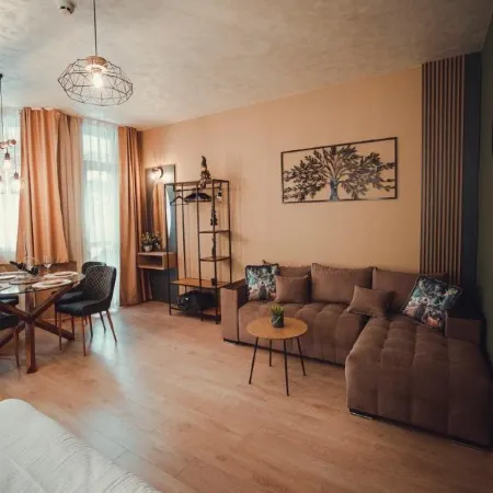 Persey Flora Apartments