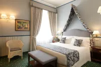 Hotel Victoria & Iside Spa - مسبح