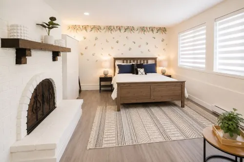 Spacious 3Br Guest Suite by the Creek | North Vancouver - 3-Star