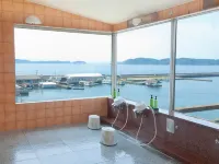 아타라시야 카다 비치 주변 호텔