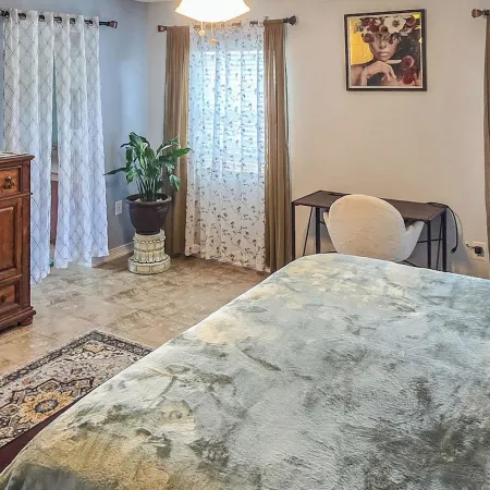 Shad Room
