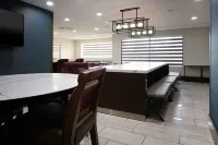 Four Points by Sheraton Fayetteville Fort Liberty - breakfast