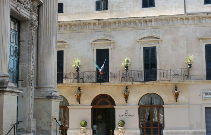 Suite Hotel Santa Chiara