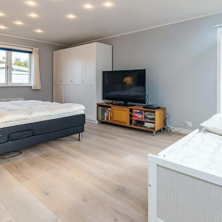 10-Person Home in Rødvig Stevns