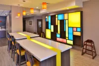 TownePlace Suites Laplace - breakfast