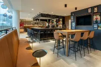 Four Points by Sheraton Panoramahaus Dornbirn - bar