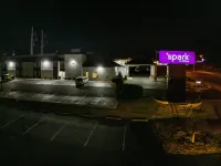 Spark by Hilton Abingdon I-81 Near Fairgrounds - parking