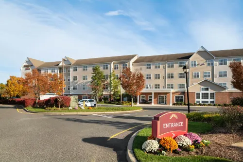 Residence Inn Neptune at Gateway Centre - parking