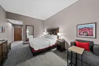 Hampton Inn Franklin/Milford - 2-Star
