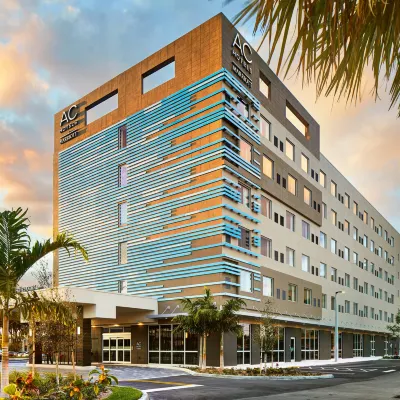 AC Hotel Miami Airport West/Doral Hotels near Norwegian Cruise Line