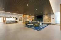 Fairfield Inn & Suites Milwaukee Brookfield - parking