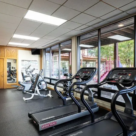 Lutsen Fall Basecamp - Trails + Views + Pool + Hot Tub