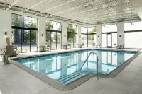 Embassy Suites by Hilton Cincinnati Northeast Blue Ash - 3-Star