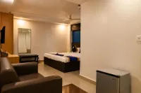 Venkateshwara Mitra Residency - Motel