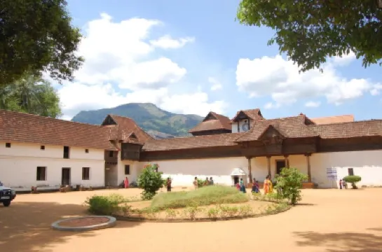 科摩林角西瓦穆魯根酒店 鄰近Chitharal Hill Temple的酒店