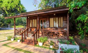 SaffronStays Little Paradise, Murud - Housity
