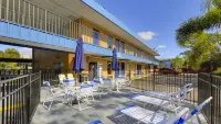 Magnuson Hotel Bradenton Hotel a Whitfield