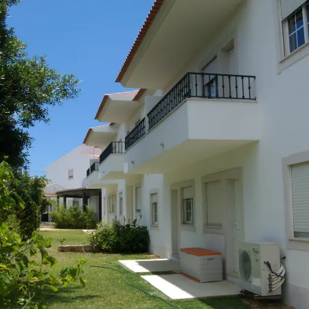 Albufeira 1 Bedroom Apartment 5 Min. from Falesia Beach and Close to Center! E