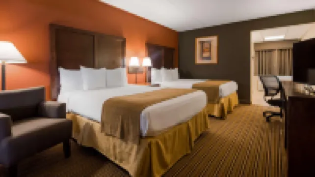 Crossroads Hotel & Event Center