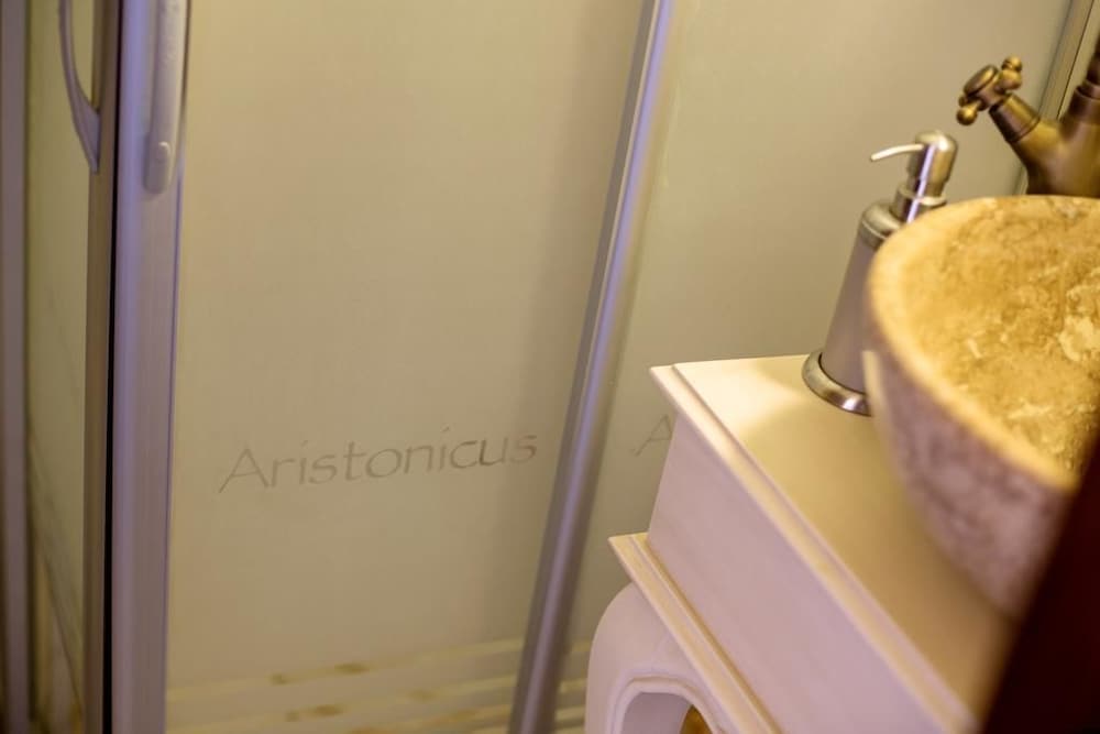 Aristonicus Boutique Hotel