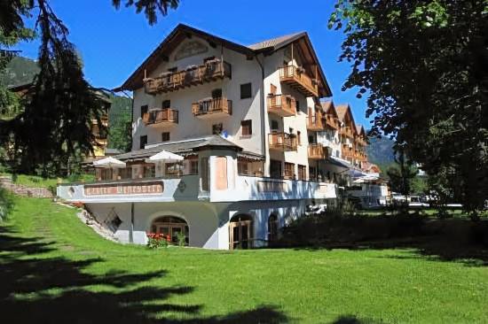 Park Hotel Sport-Andalo Updated 2022 Room Price-Reviews \u0026 Deals | Trip.com