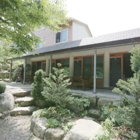 Cheorwon Maebongsanjang Pension