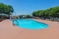 Americas Best Value Inn Apache Junction - Family