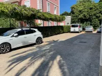 S2 - Double Room in Jelsa on Hvar with Private Ensuite Bathroom