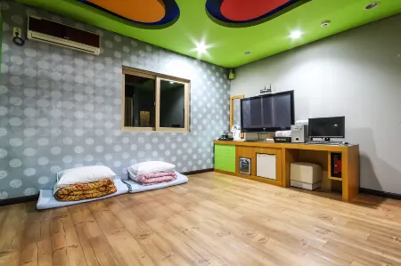 Sacheon Show Отели рядом с Аэропорт Сачхон