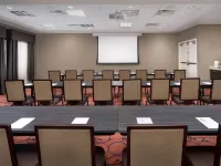 Hampton Inn & Suites by Hilton Phoenix Tempe Hotels near Sloan Park