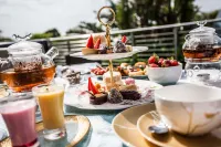 Suncoast Hotel & Towers - breakfast