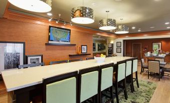 Hampton Inn & Suites Fremont
