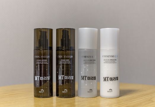 미러텔 내부 인테리어