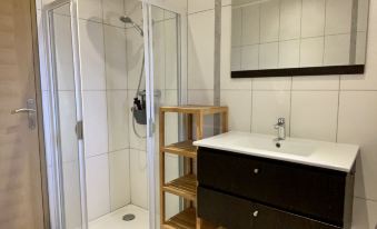 Cottage at the Foot of the Ski Slopes with Mountain Views - Chalet Nelda