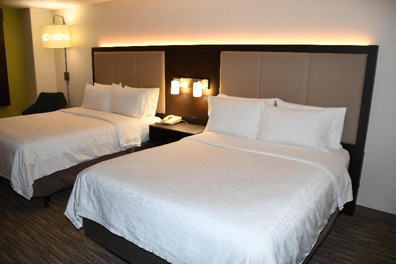 Holiday Inn Express Hotel & Suites Evanston, an Ihg Hotel