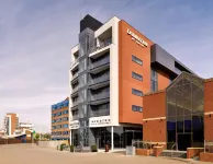 DoubleTree by Hilton Lincoln - Parking